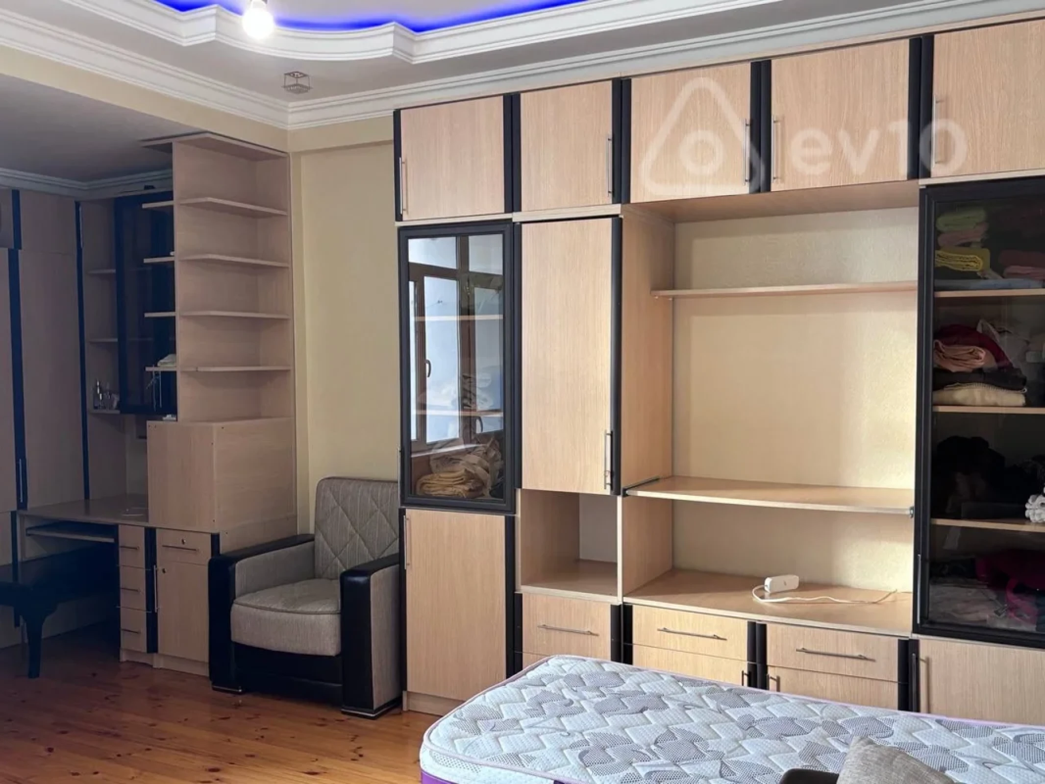 Satılır 2 otaqlı yeni tikili 65 m²