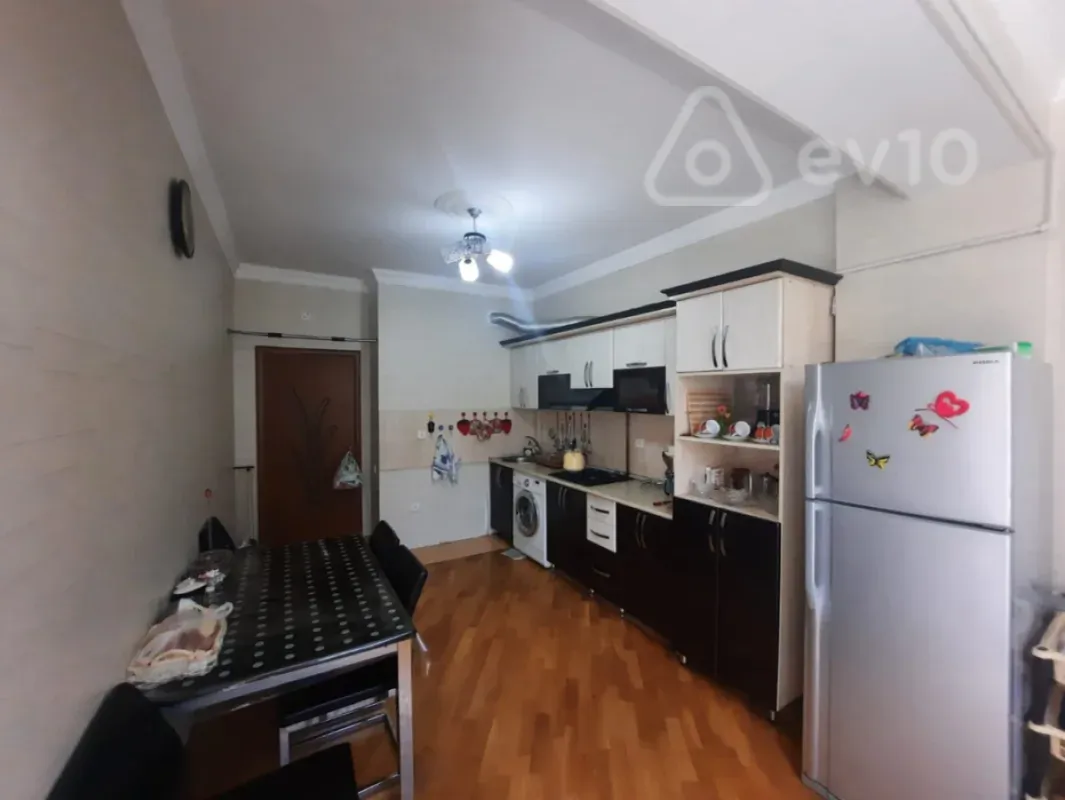 Kirayə verilir 2 otaqlı yeni tikili 100 m²