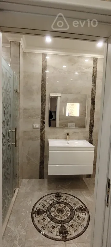 Kirayə verilir 2 otaqlı yeni tikili 68 m²