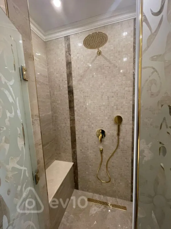 Kirayə verilir 2 otaqlı yeni tikili 68 m²