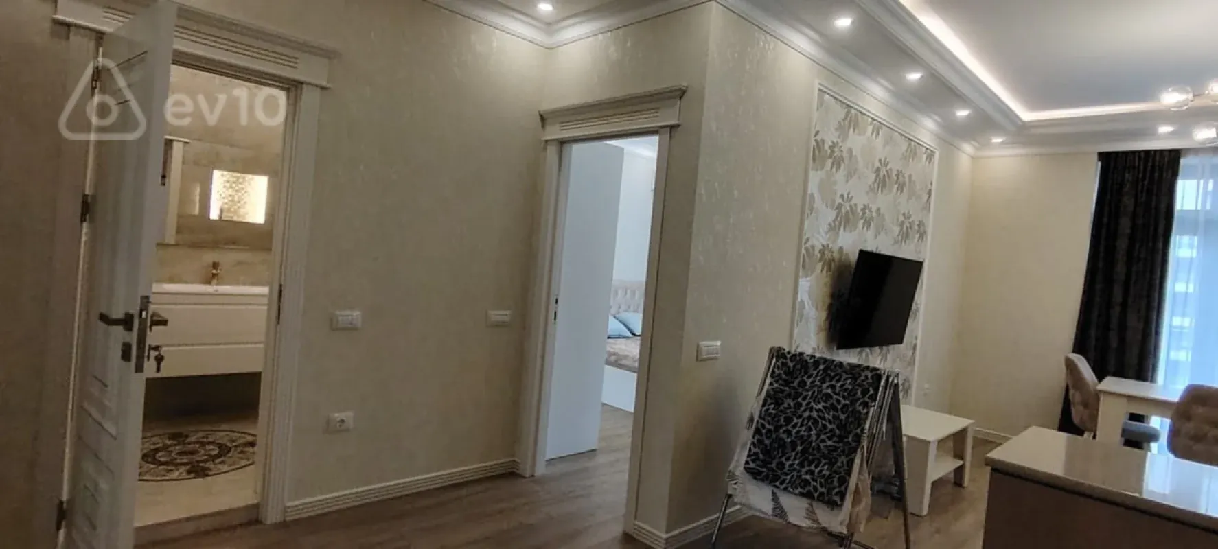 Kirayə verilir 2 otaqlı yeni tikili 68 m²