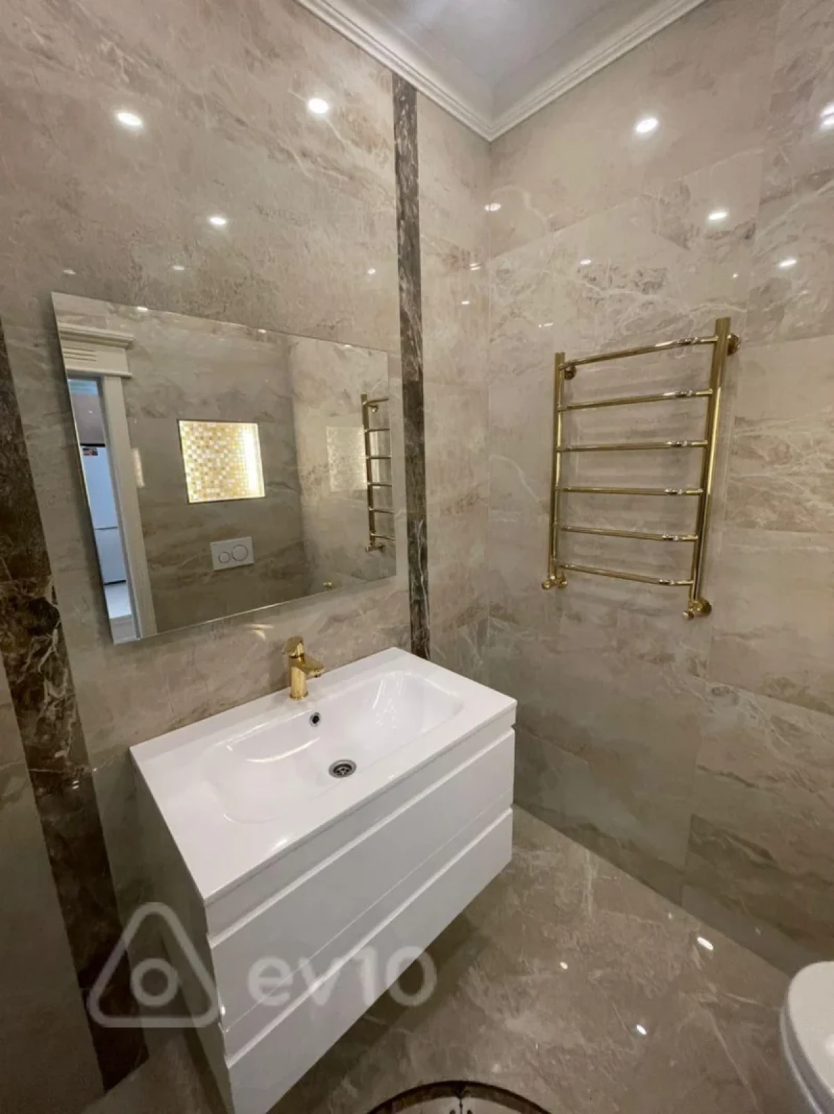 Kirayə verilir 2 otaqlı yeni tikili 68 m²