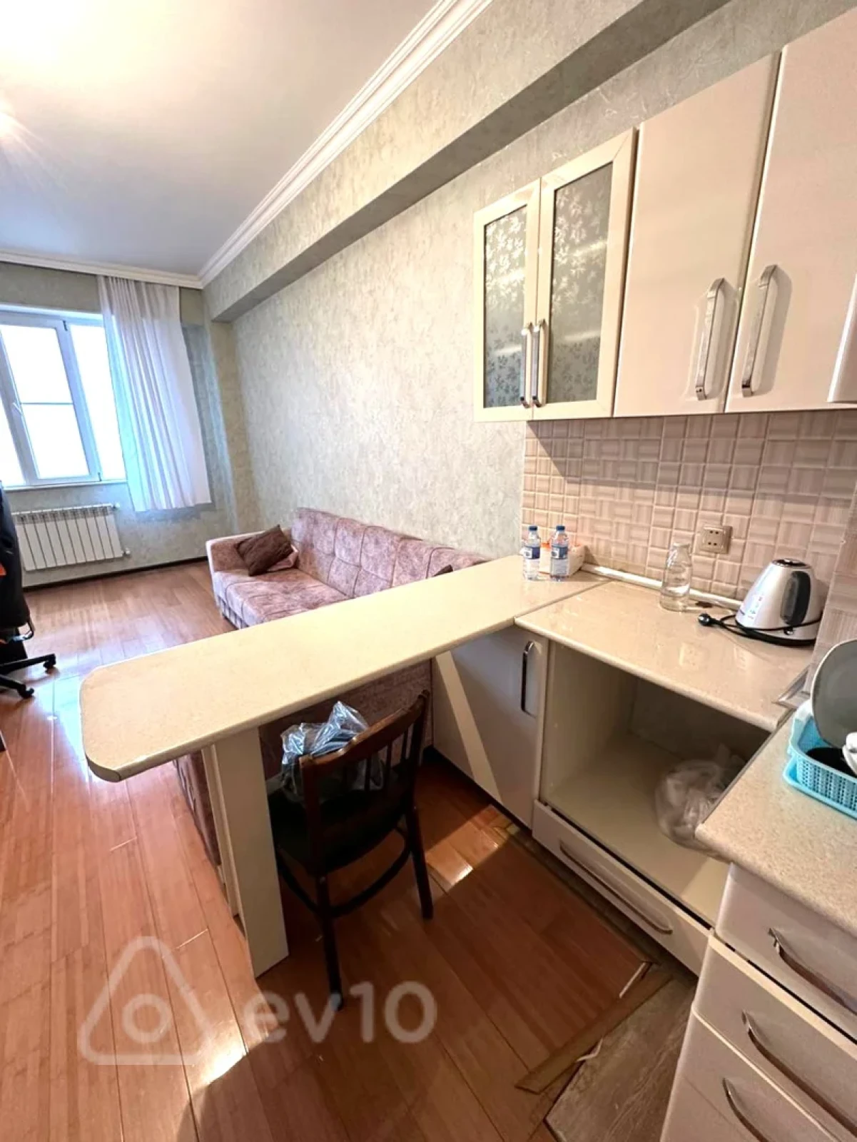 Kirayə verilir 2 otaqlı yeni tikili 50 m²