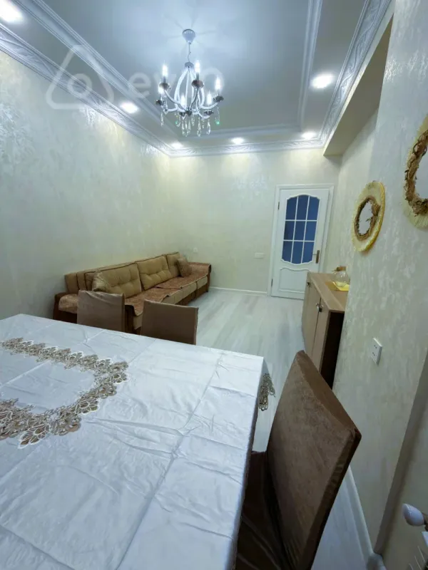 Kirayə verilir 2 otaqlı yeni tikili 60 m²