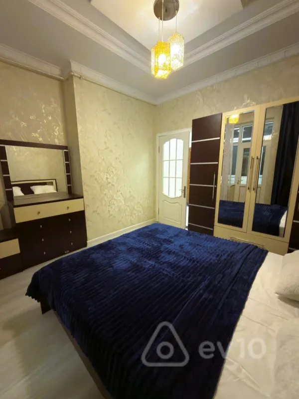 Kirayə verilir 2 otaqlı yeni tikili 60 m²