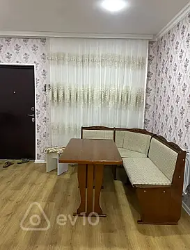 Kirayə verilir 1 otaqlı həyət evi 40 m²