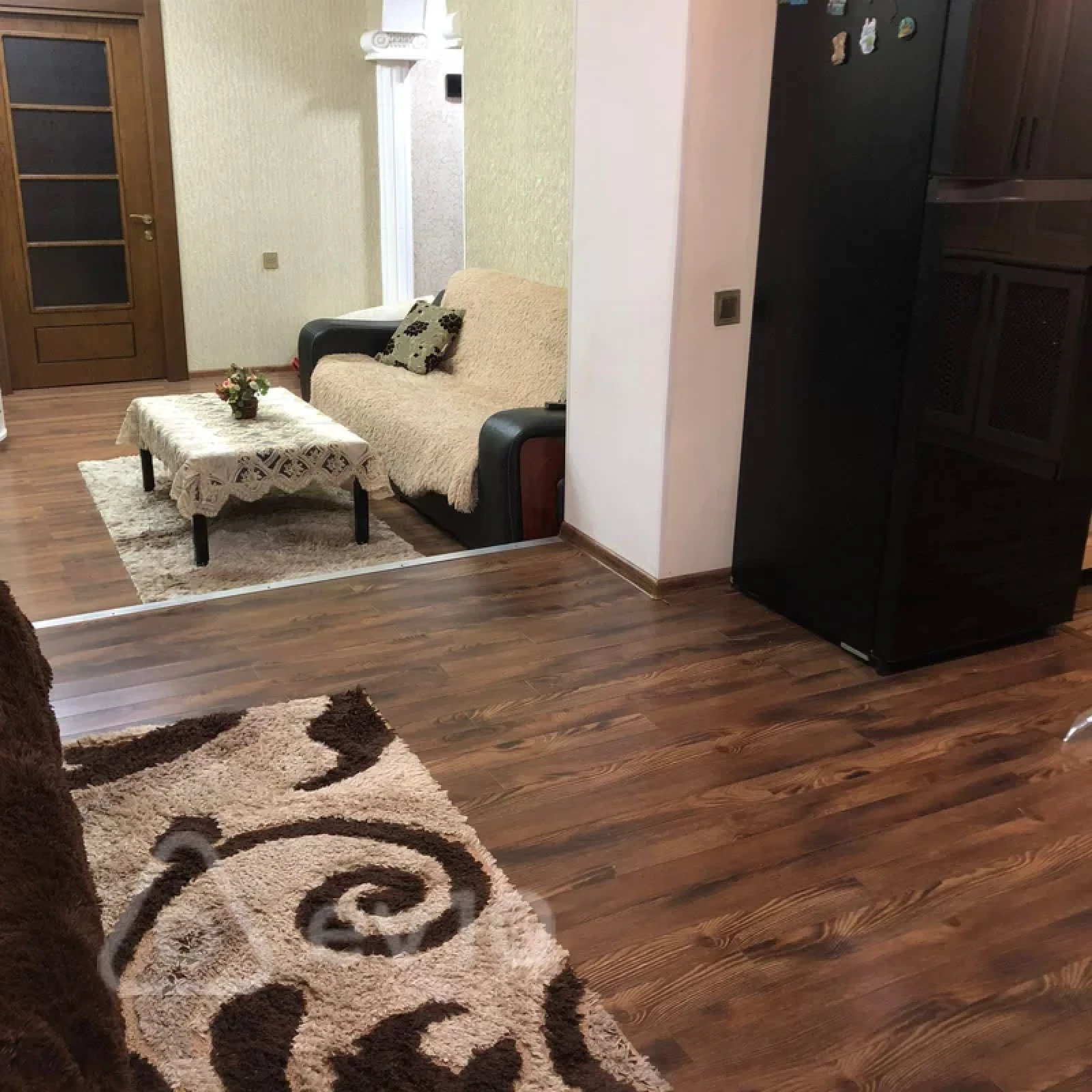 Kirayə verilir 4 otaqlı köhnə tikili 100 m²