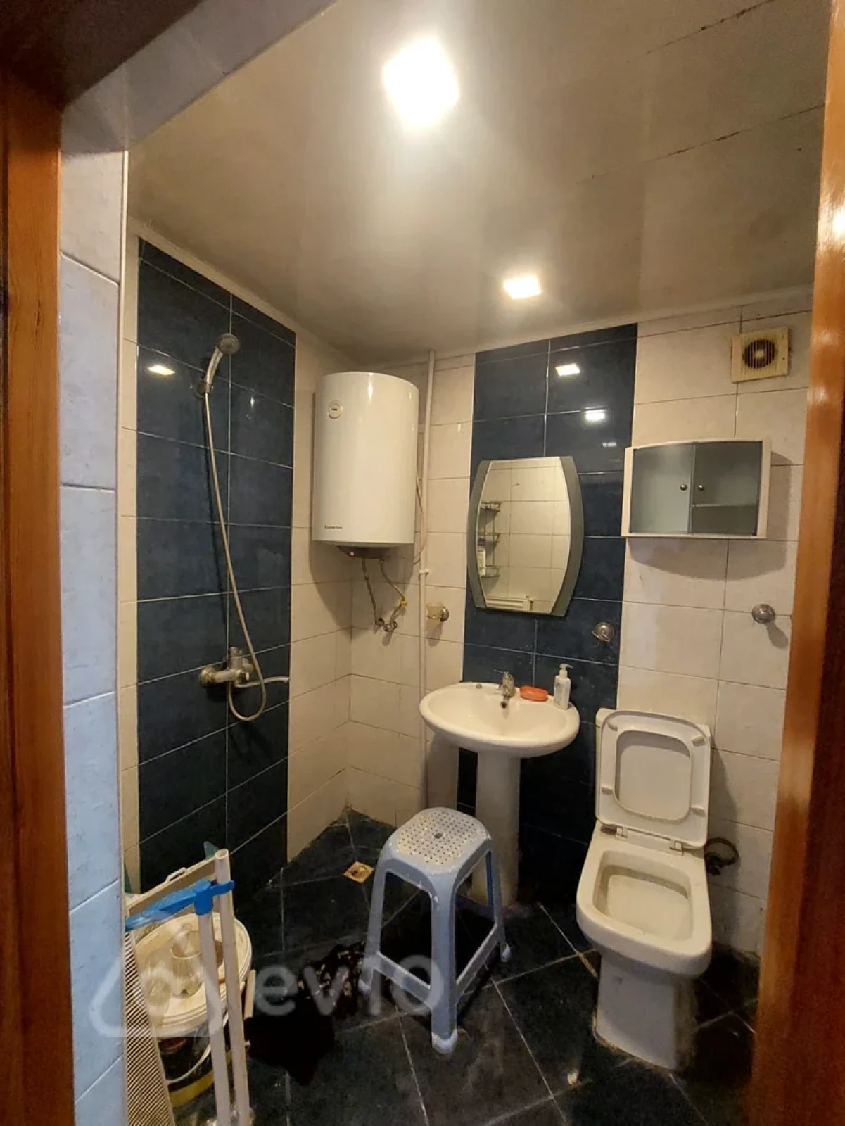 Satılır 1 otaqlı köhnə tikili 34 m²
