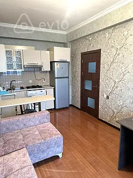 Kirayə verilir 2 otaqlı yeni tikili 50 m²