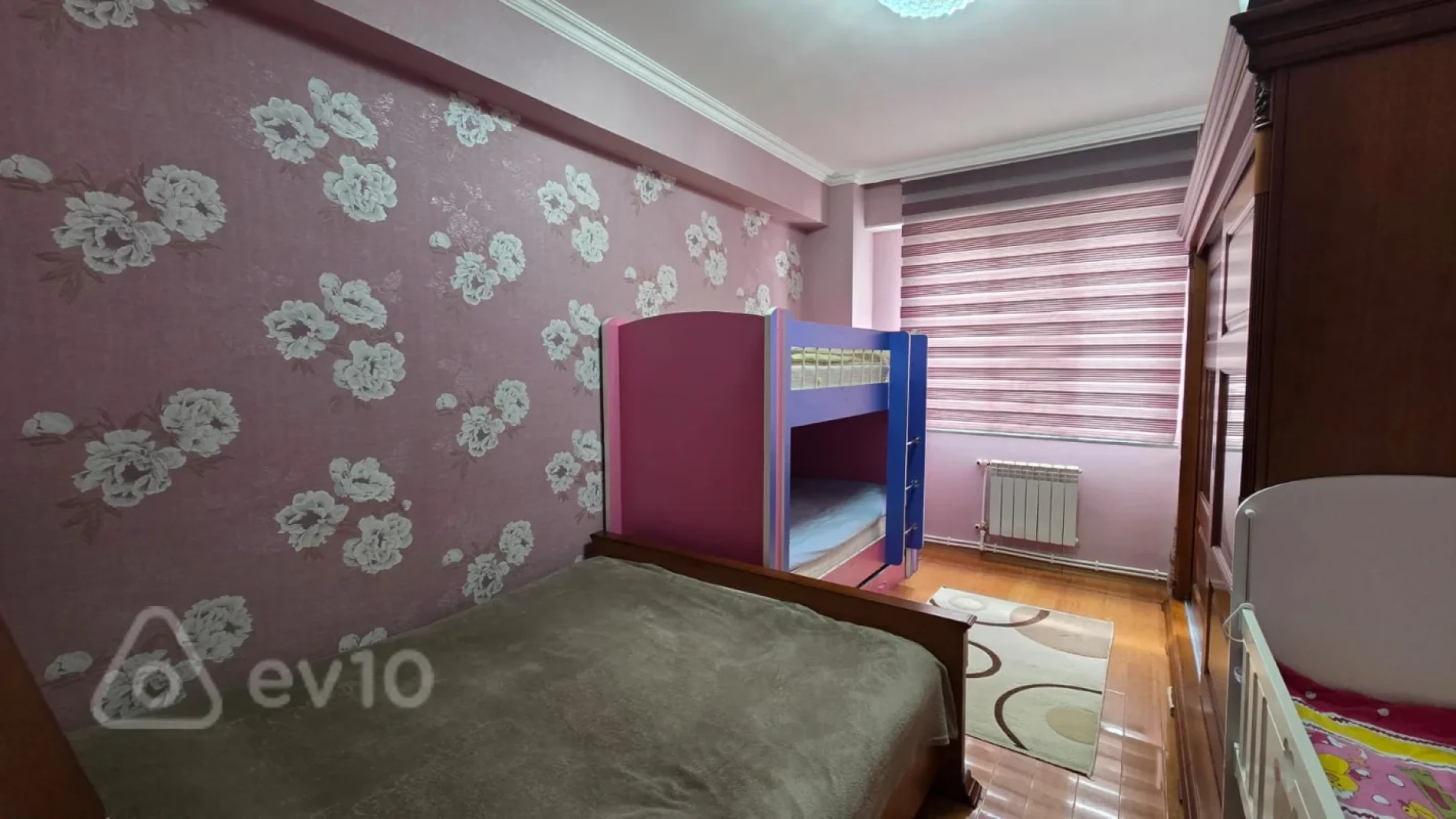 Kirayə verilir 2 otaqlı yeni tikili 62 m²