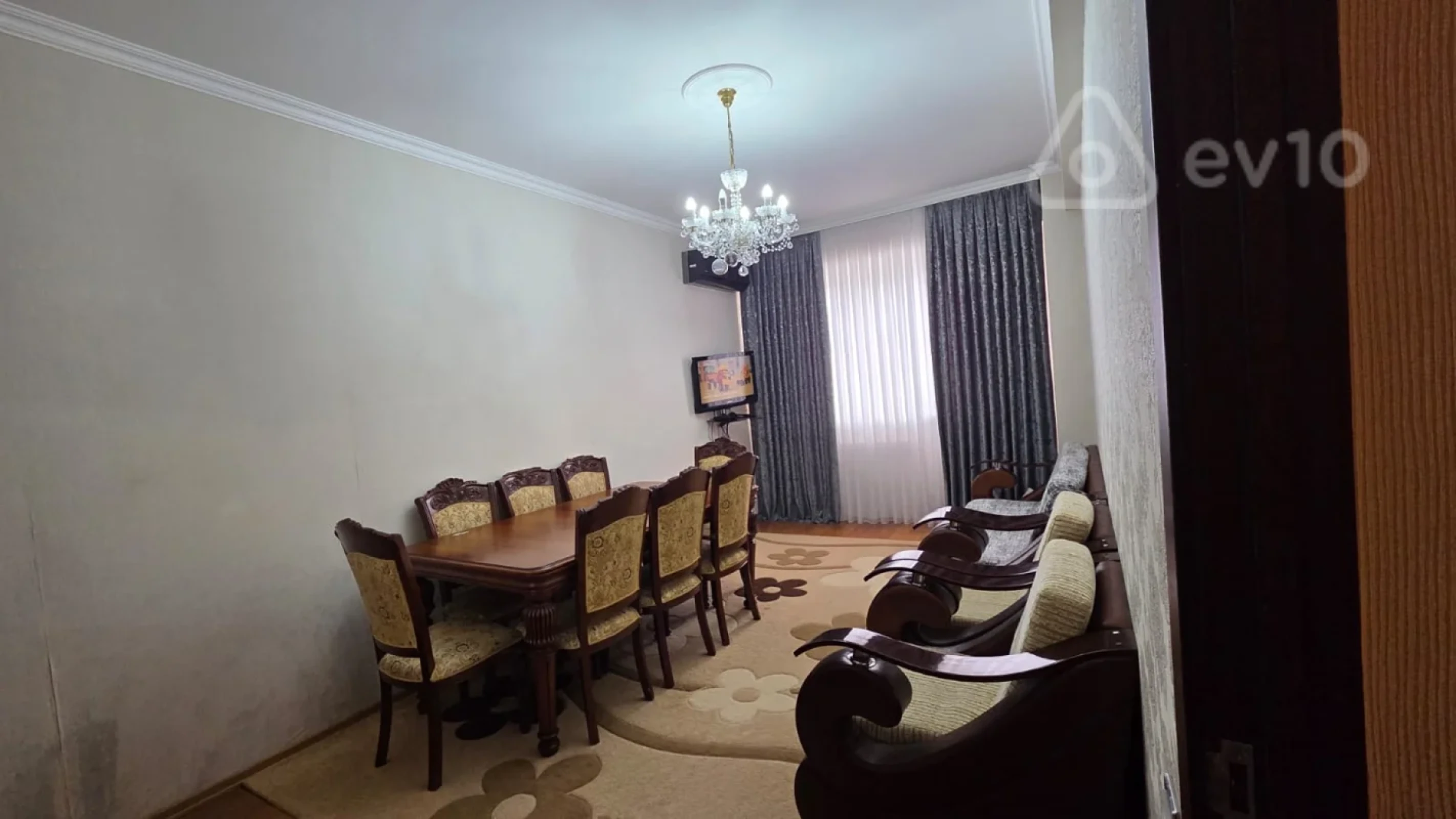 Kirayə verilir 2 otaqlı yeni tikili 62 m²