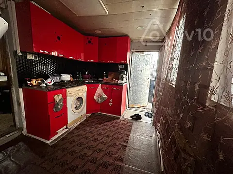 Satılır 3 otaqlı köhnə tikili 70 m²