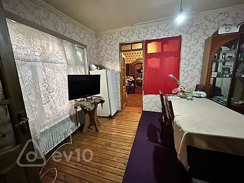 Satılır 3 otaqlı köhnə tikili 70 m² — Bakı, Xətai 3 otaq 70.00 m²