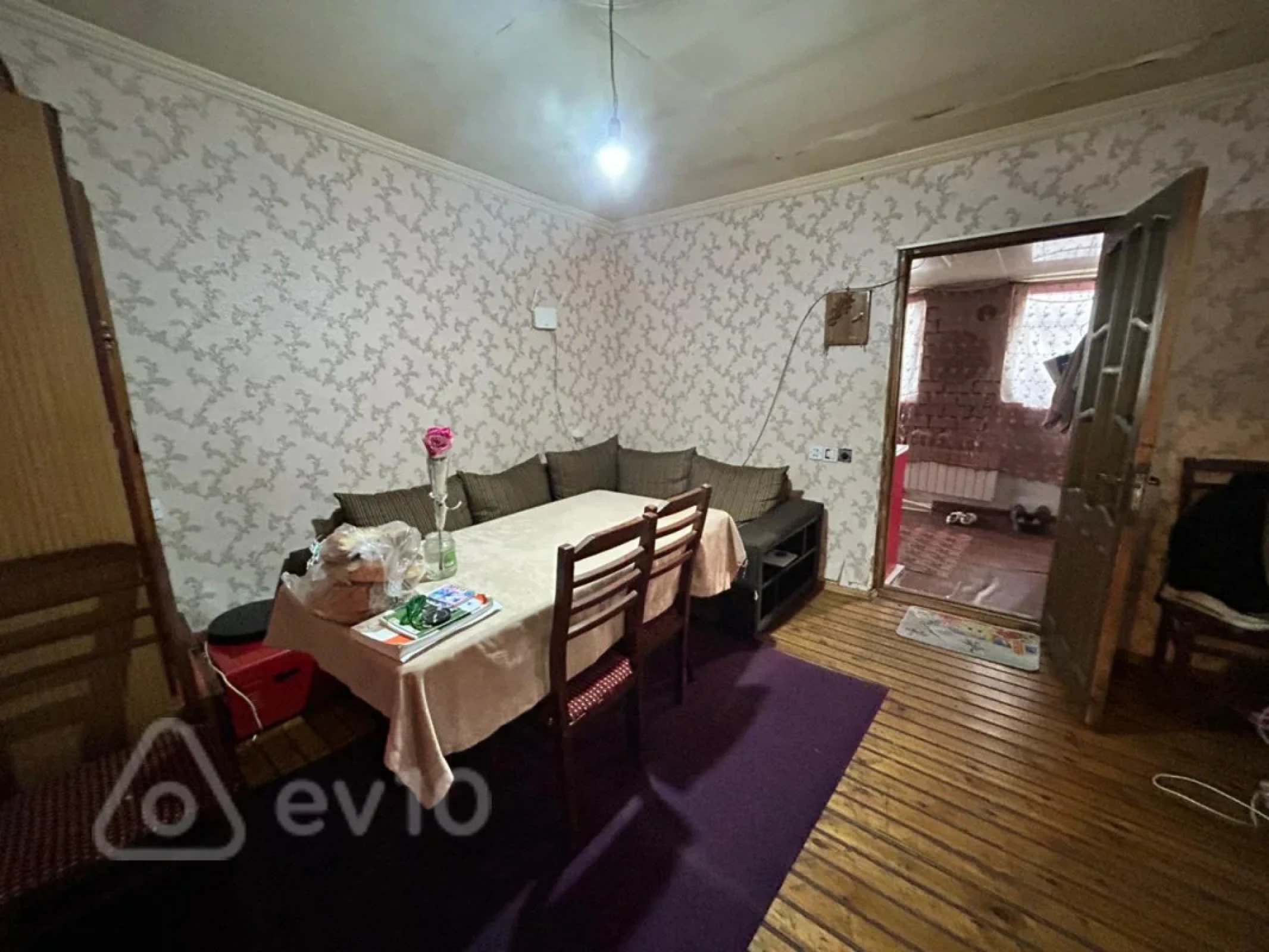 Satılır 3 otaqlı köhnə tikili 70 m²