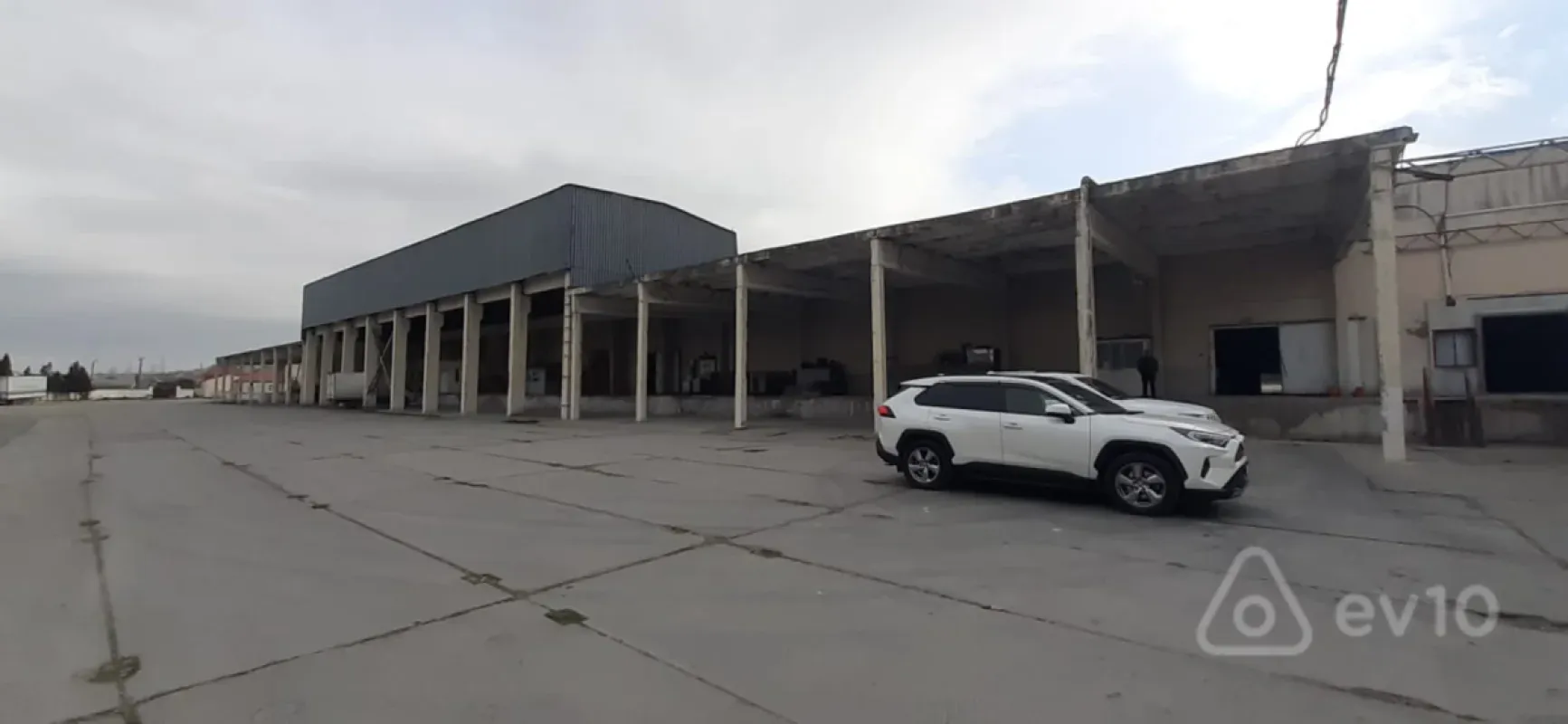 Kirayə verilir mənzil 1450 m²