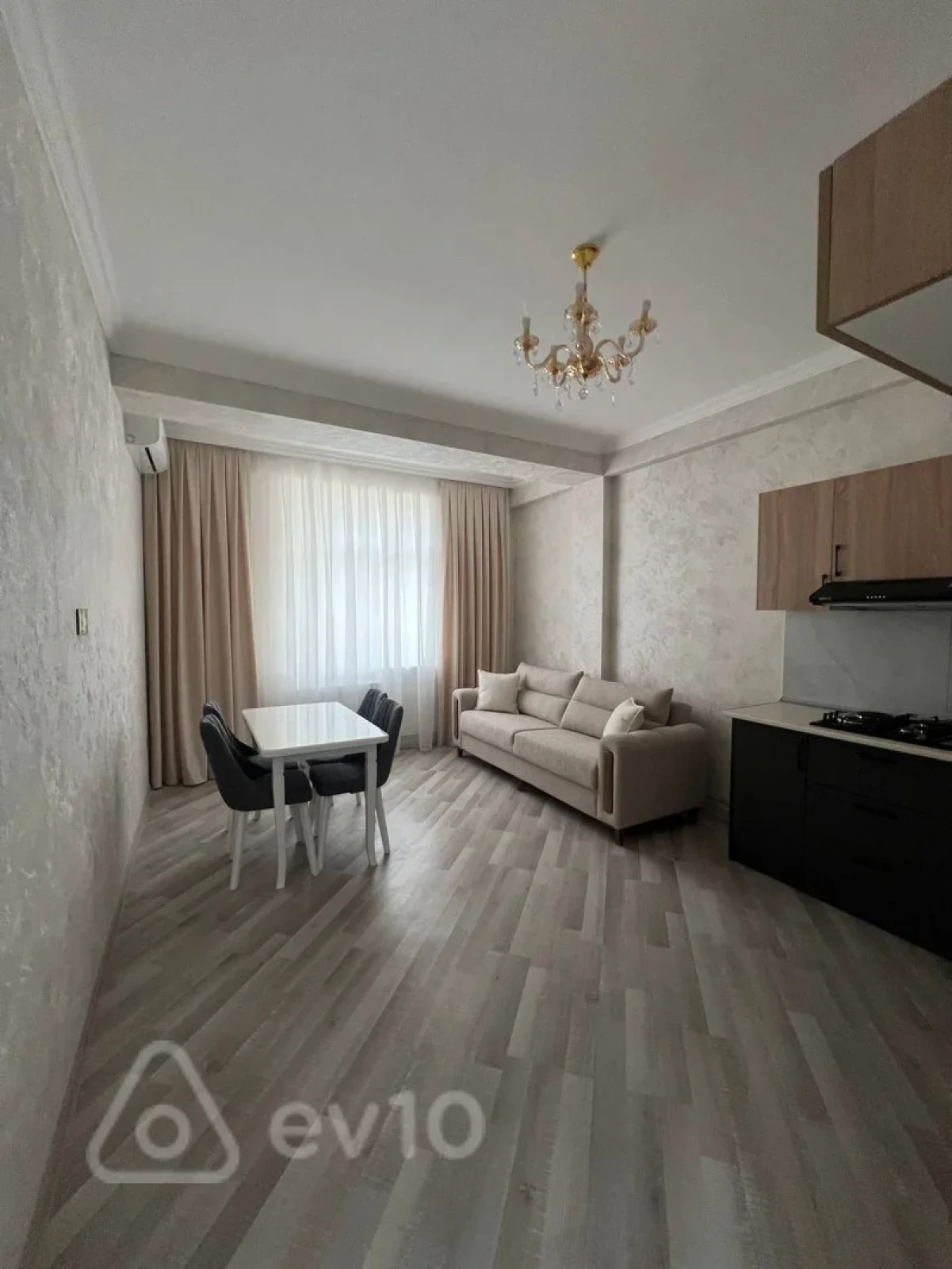 Kirayə verilir 2 otaqlı yeni tikili 55 m²