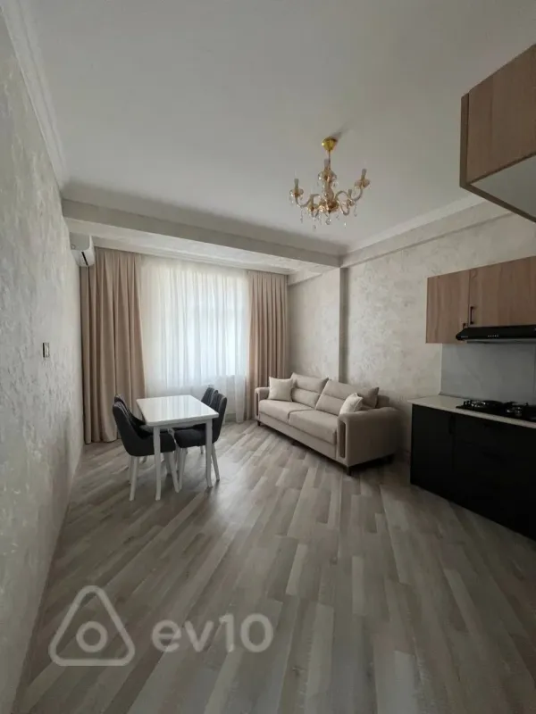 Kirayə verilir 2 otaqlı yeni tikili 55 m²