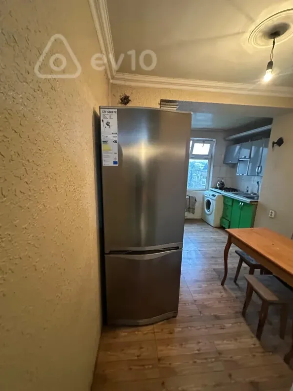 Kirayə verilir 3 otaqlı köhnə tikili 75 m²