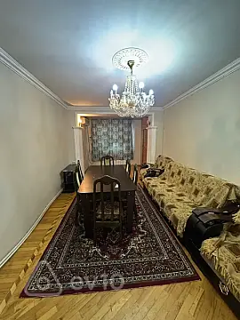Kirayə verilir 3 otaqlı köhnə tikili 75 m²