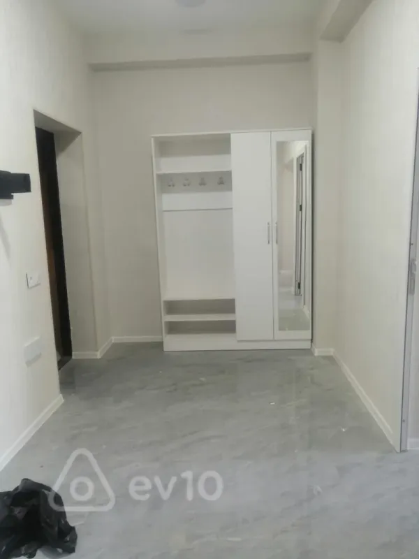 Satılır 3 otaqlı yeni tikili 95 m²