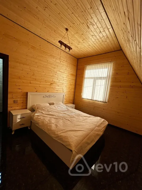 Satılır 3 otaqlı həyət evi 148 m²