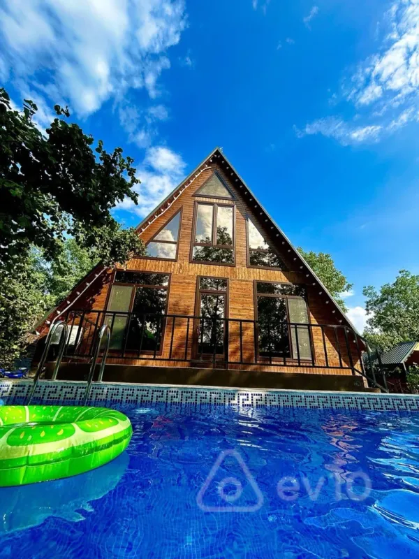 Satılır 3 otaqlı həyət evi 148 m²