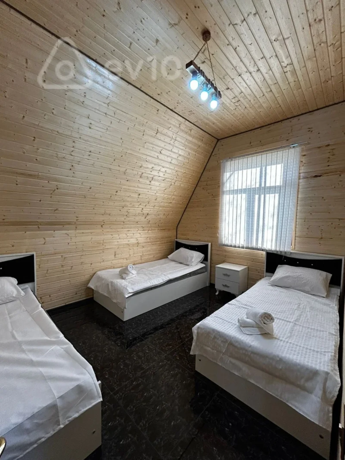 Satılır 3 otaqlı həyət evi 148 m²