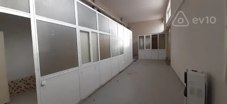 Kirayə verilir mənzil 750 m²