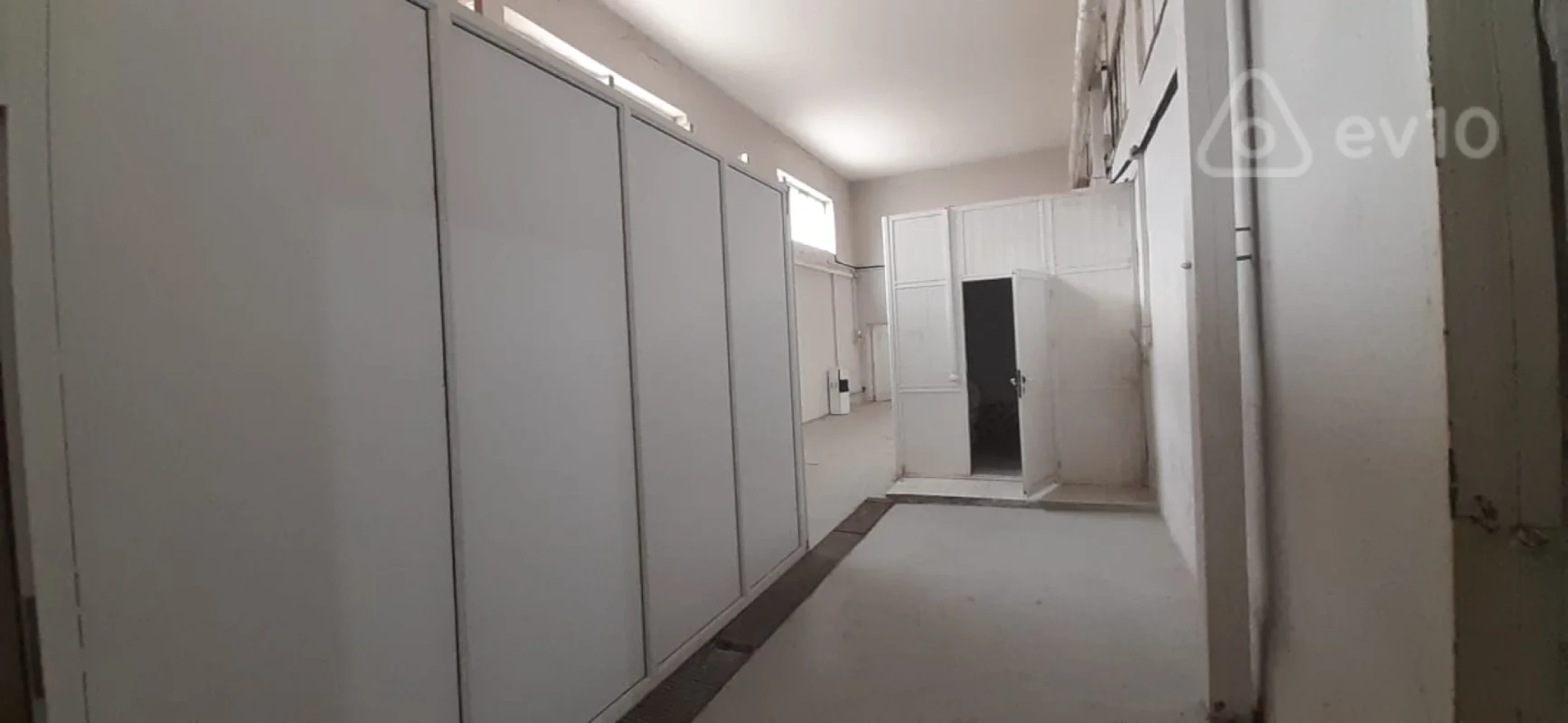 Kirayə verilir mənzil 750 m²