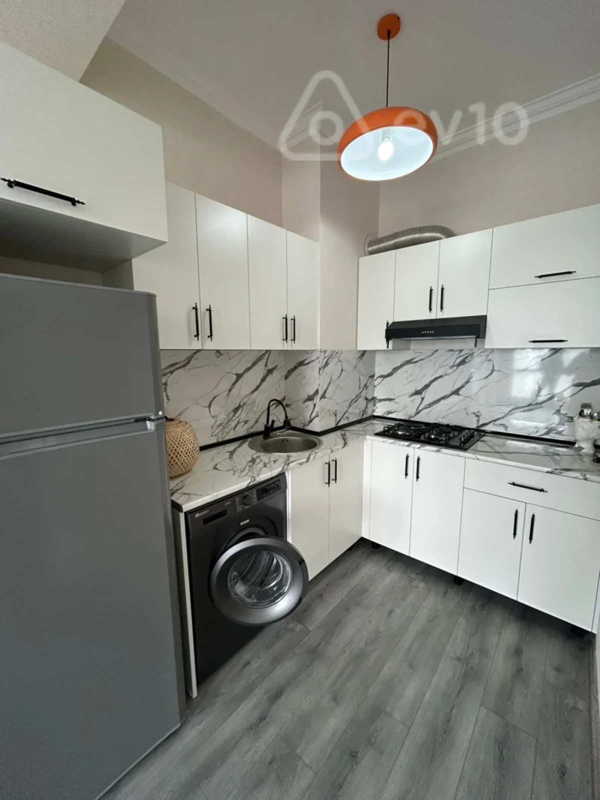 Satılır 2 otaqlı yeni tikili 48 m²