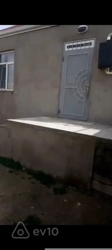 Kirayə verilir 3 otaqlı həyət evi 60 m²