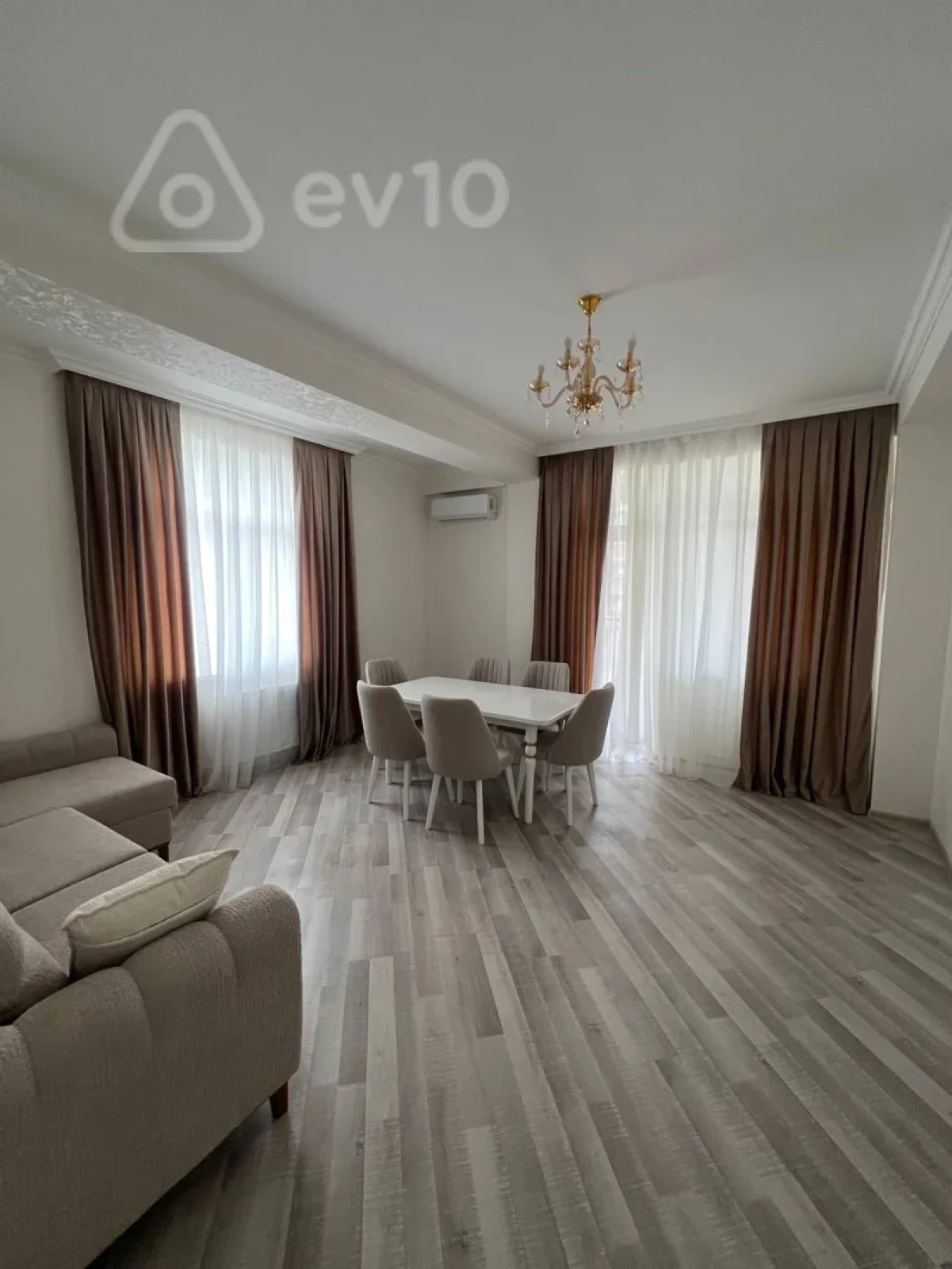 Kirayə verilir 2 otaqlı yeni tikili 83 m²