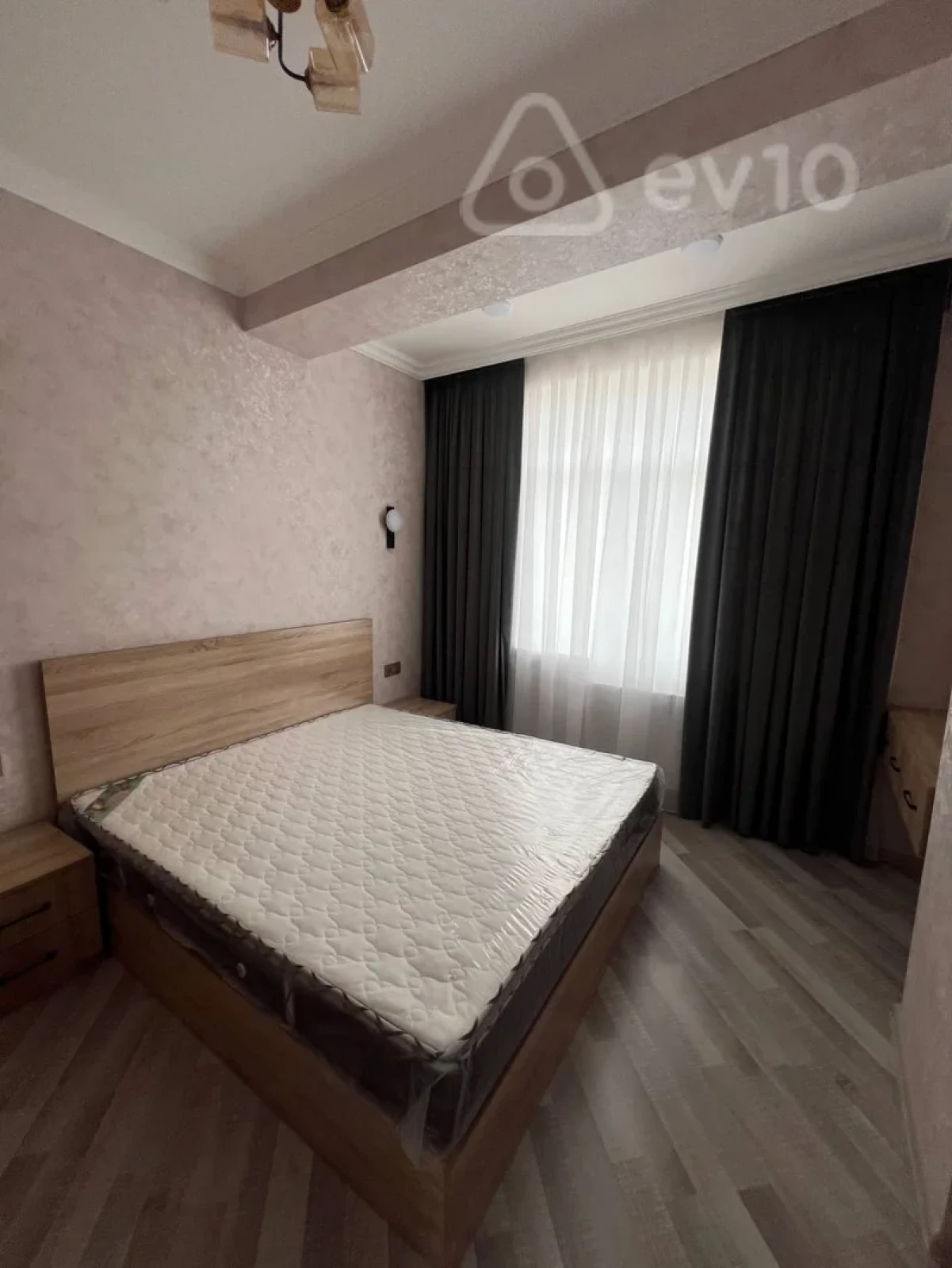 Kirayə verilir 2 otaqlı yeni tikili 83 m²