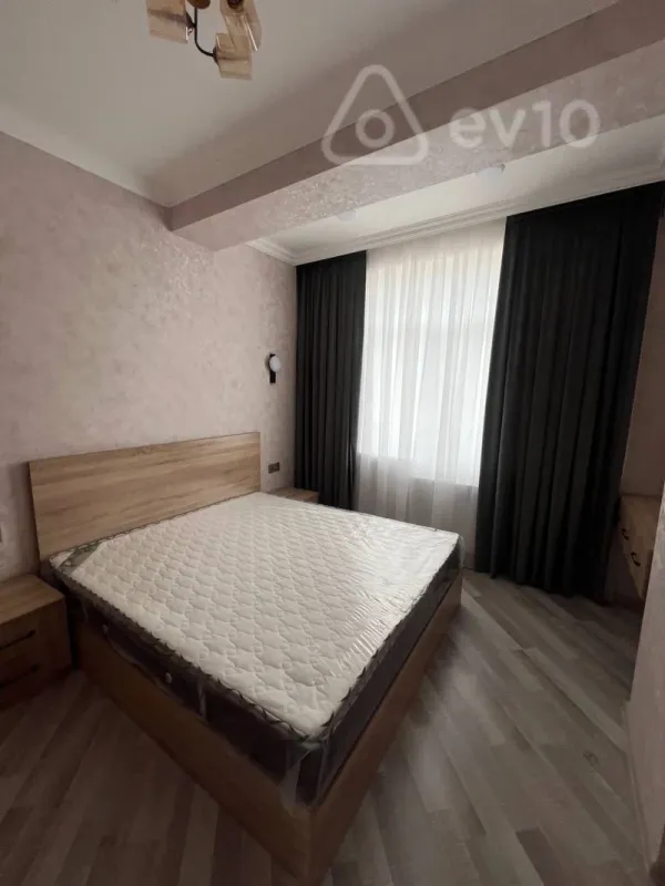 Kirayə verilir 2 otaqlı yeni tikili 83 m²