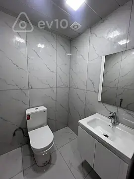 Kirayə verilir 2 otaqlı yeni tikili 83 m²