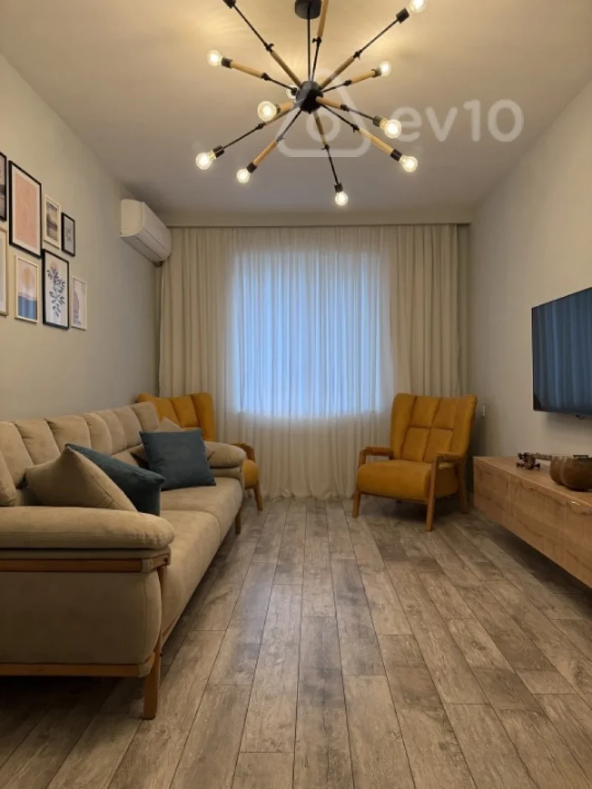 Satılır 2 otaqlı köhnə tikili 60 m²