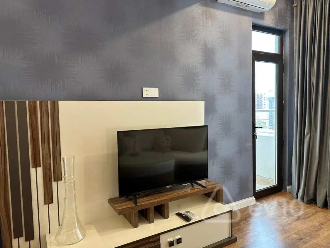Kirayə verilir 2 otaqlı yeni tikili 70 m²