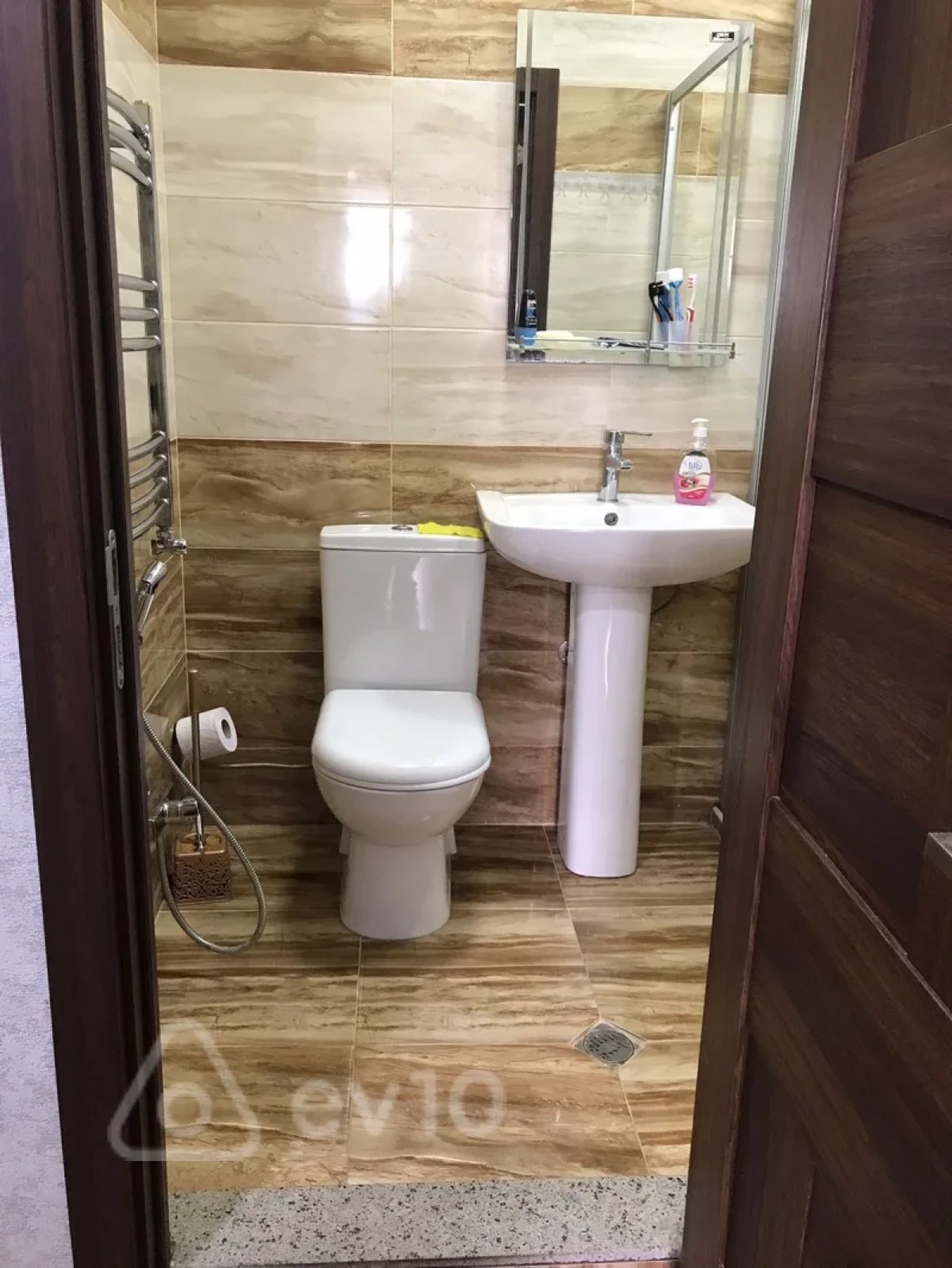 Kirayə verilir 2 otaqlı yeni tikili 60 m²