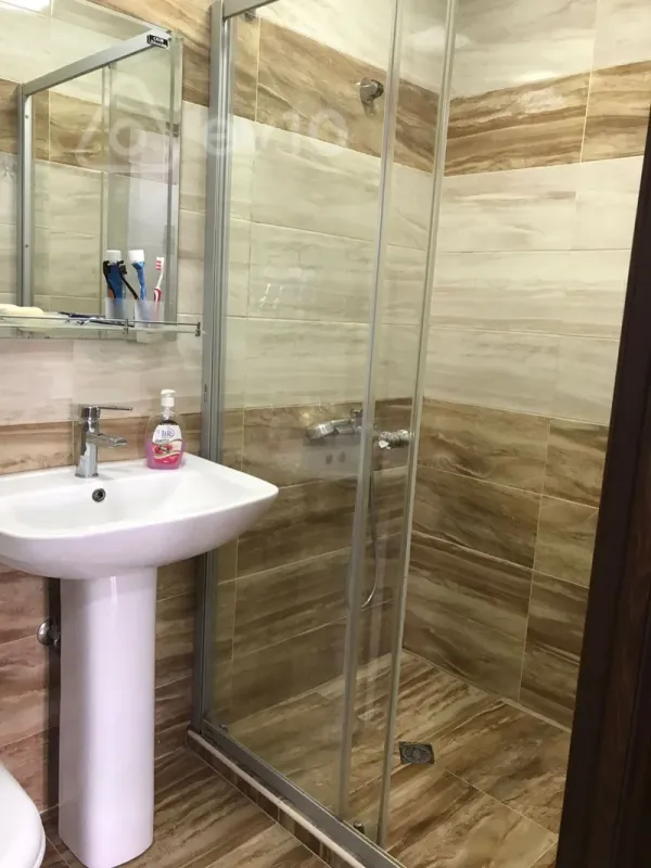 Kirayə verilir 2 otaqlı yeni tikili 60 m²