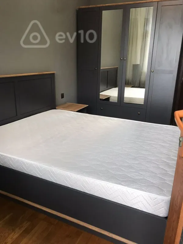 Kirayə verilir 2 otaqlı yeni tikili 60 m²