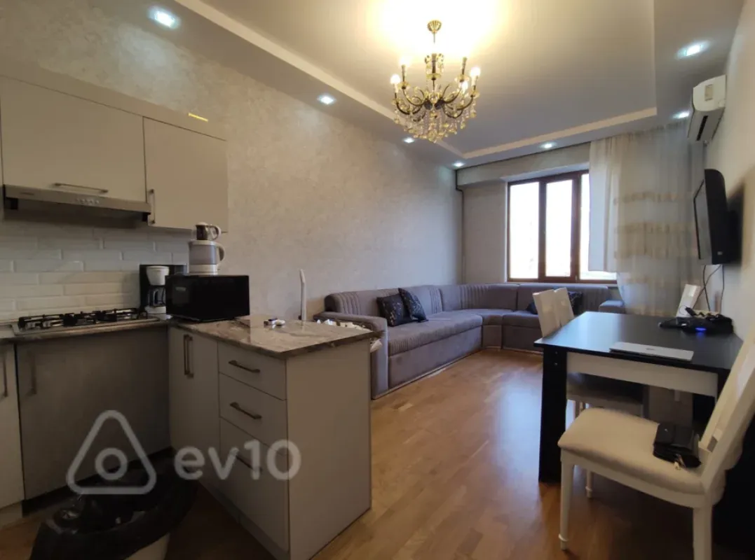 Kirayə verilir 2 otaqlı yeni tikili 60 m²