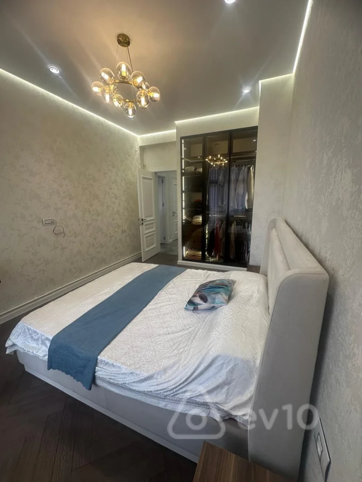 Satılır 3 otaqlı yeni tikili 106 m²