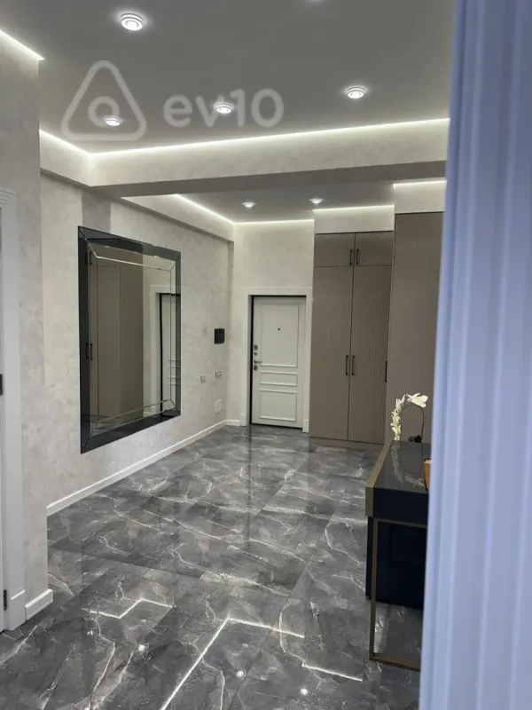 Satılır 3 otaqlı yeni tikili 106 m²