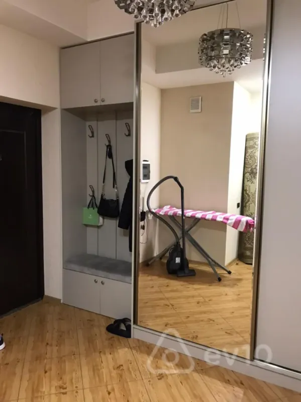 Kirayə verilir 2 otaqlı yeni tikili 68 m²