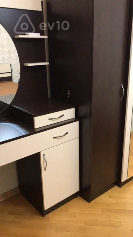 Kirayə verilir 2 otaqlı yeni tikili 68 m²