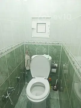 Satılır 3 otaqlı köhnə tikili 100 m²