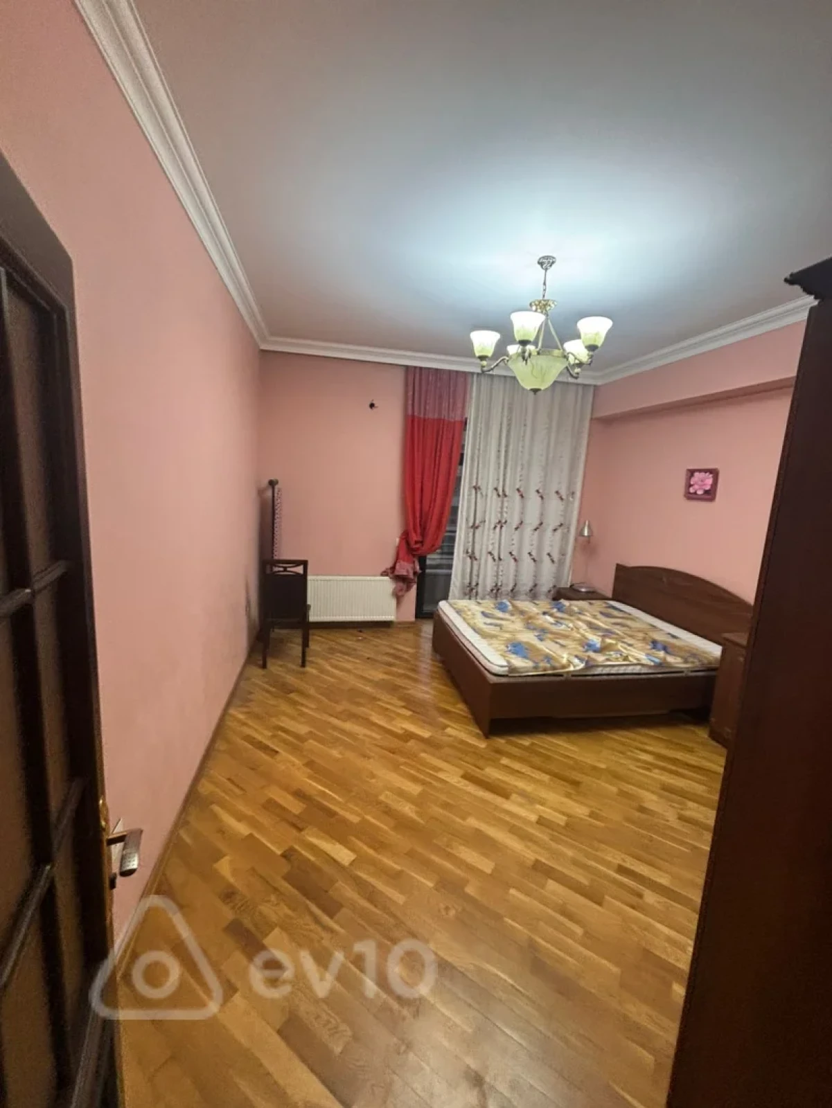 Kirayə verilir 2 otaqlı yeni tikili 100 m²