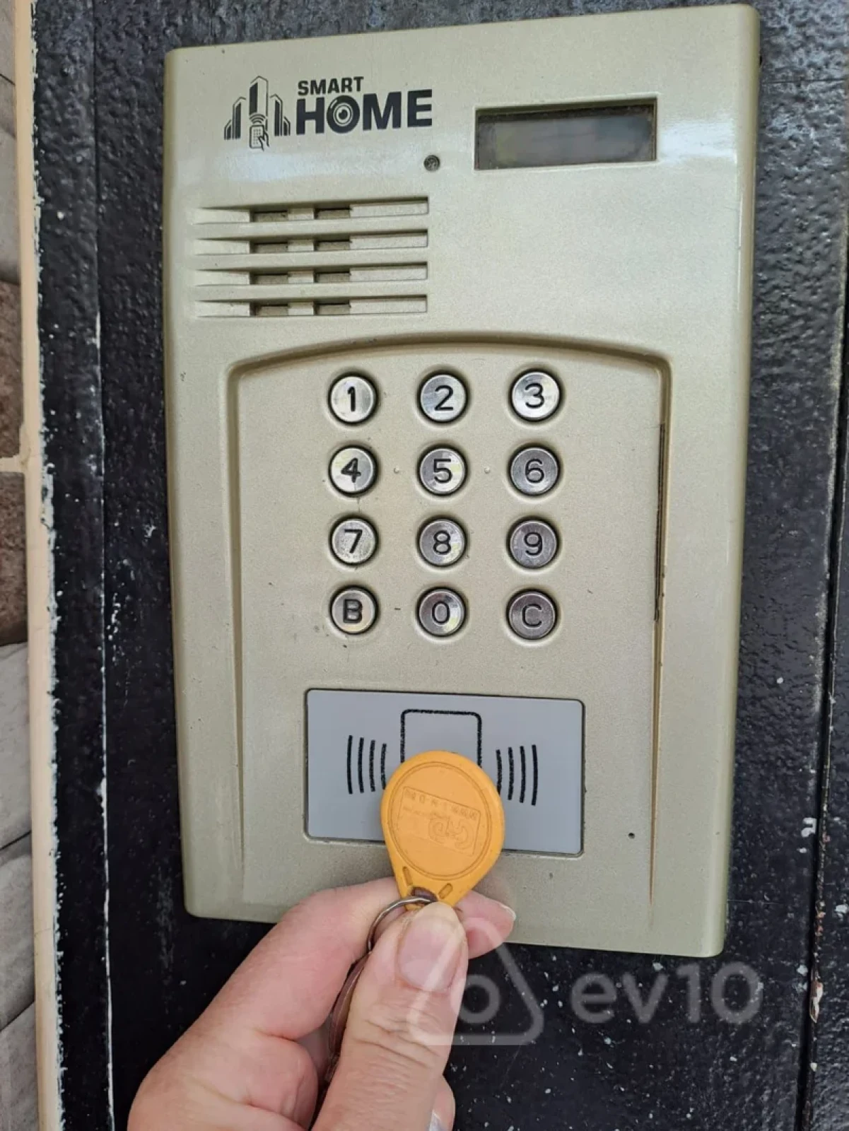 Kirayə verilir 2 otaqlı köhnə tikili 40 m²