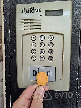 Kirayə verilir 2 otaqlı köhnə tikili 40 m²