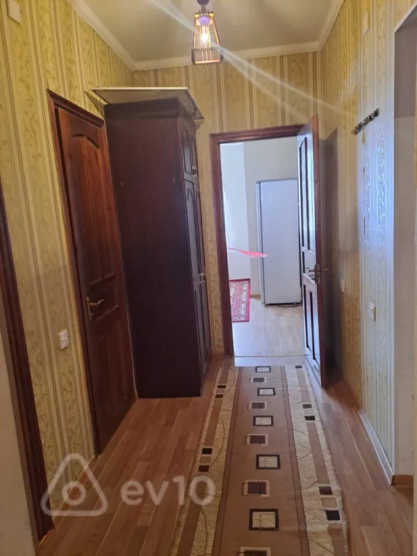 Kirayə verilir 2 otaqlı köhnə tikili 40 m²